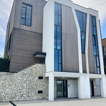 & Golf Penati * Sajdikove Humence